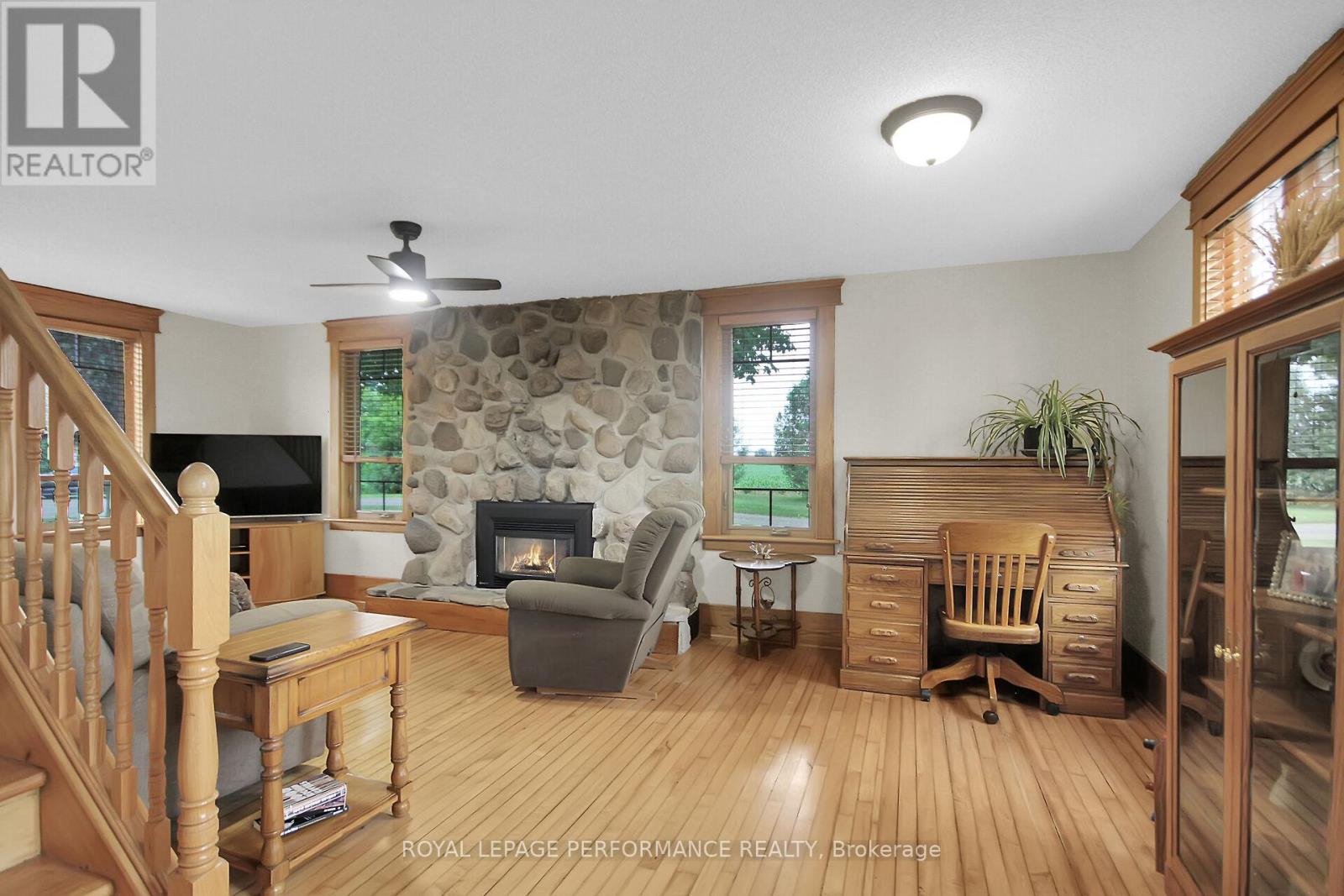9374 Marvelville Road Property Photo 18