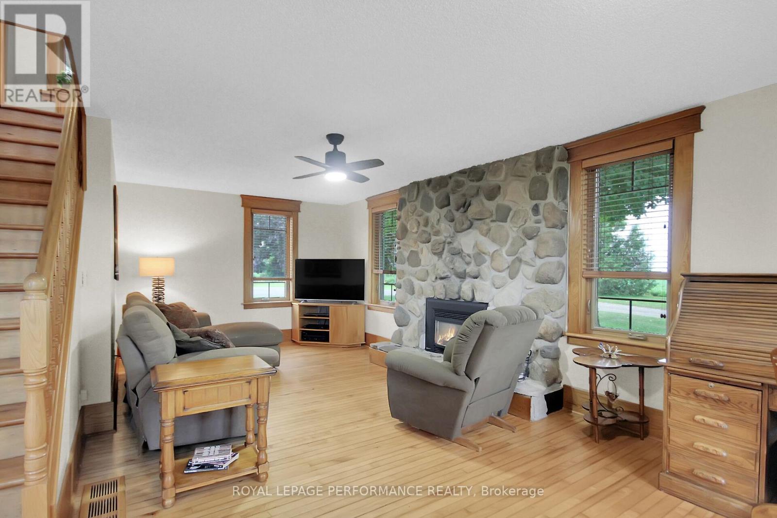 9374 Marvelville Road Property Photo 19