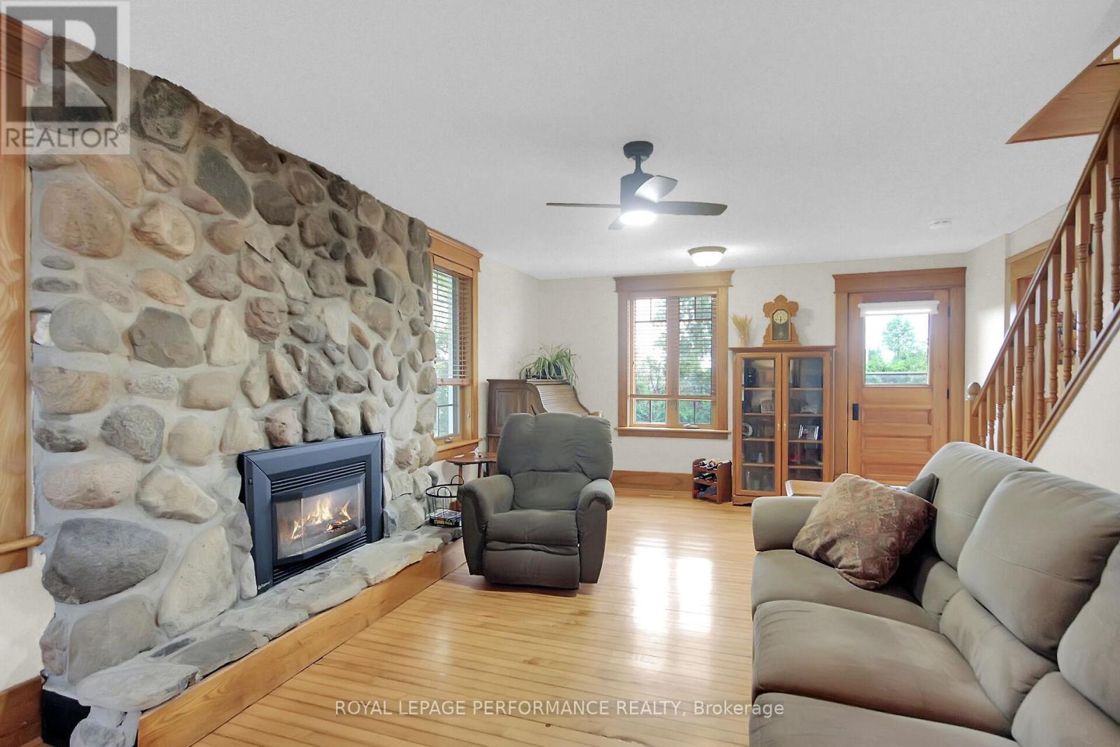 9374 Marvelville Road Property Photo 20