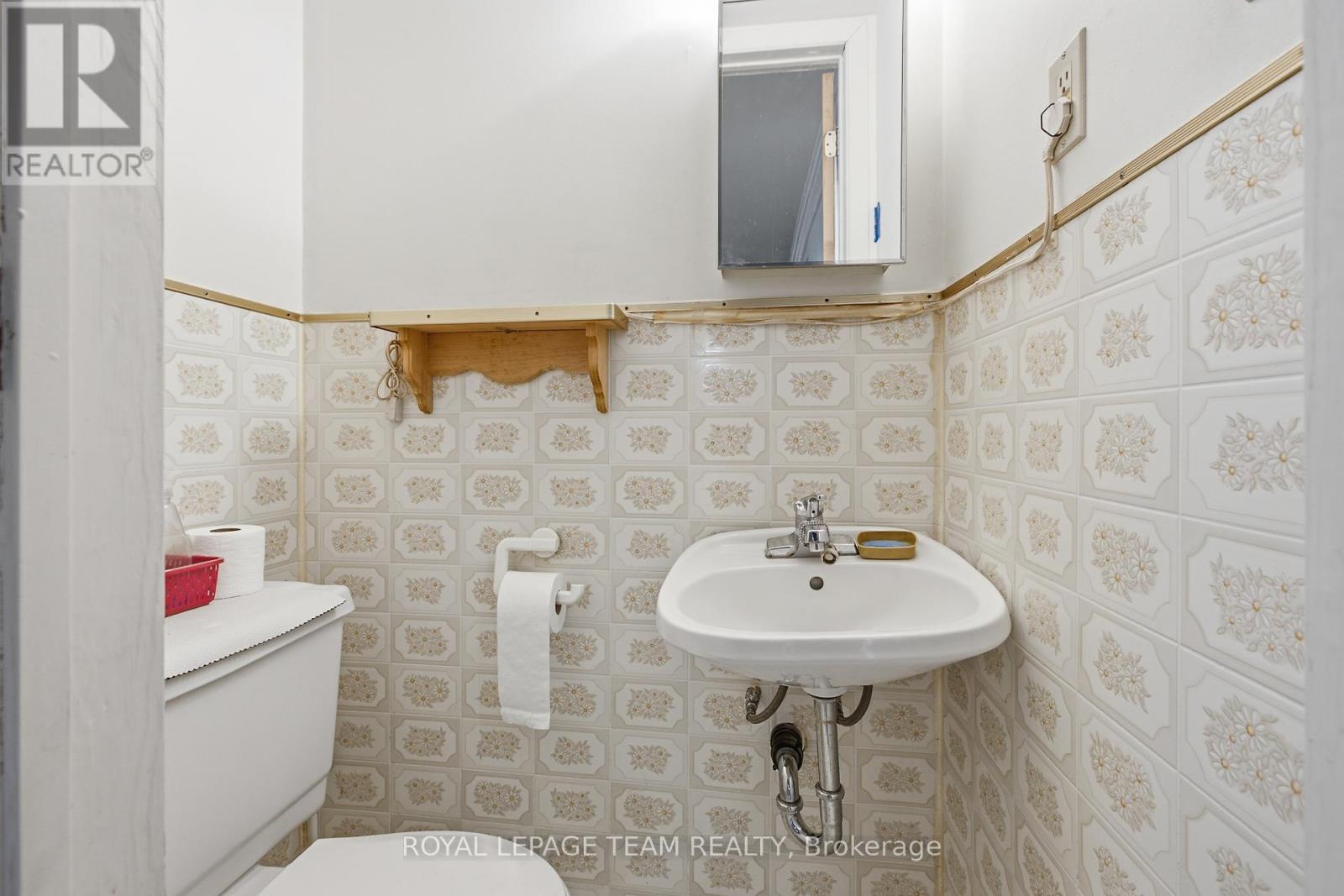 1020 Riddell Avenue S Property Photo 30