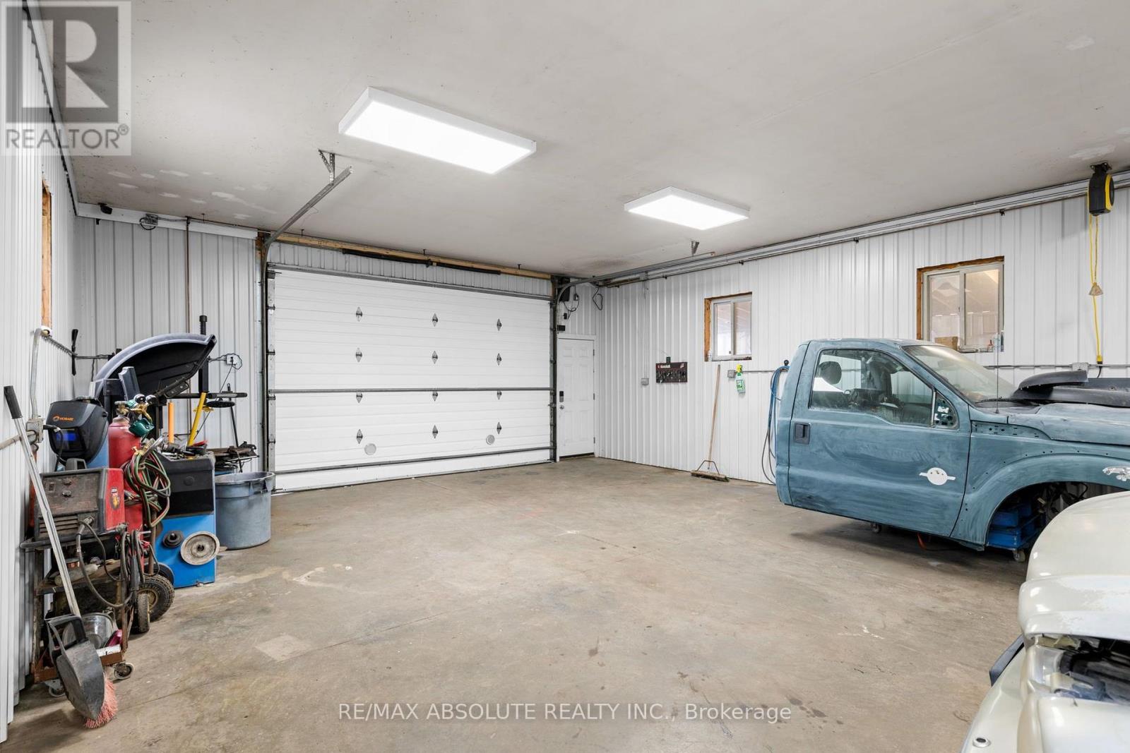 7631 Stone School Road Property Photo 10