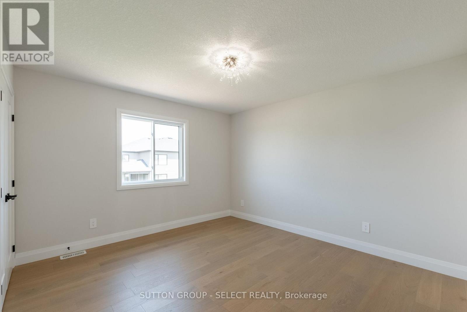 6342 Heathwoods Avenue Property Photo 23