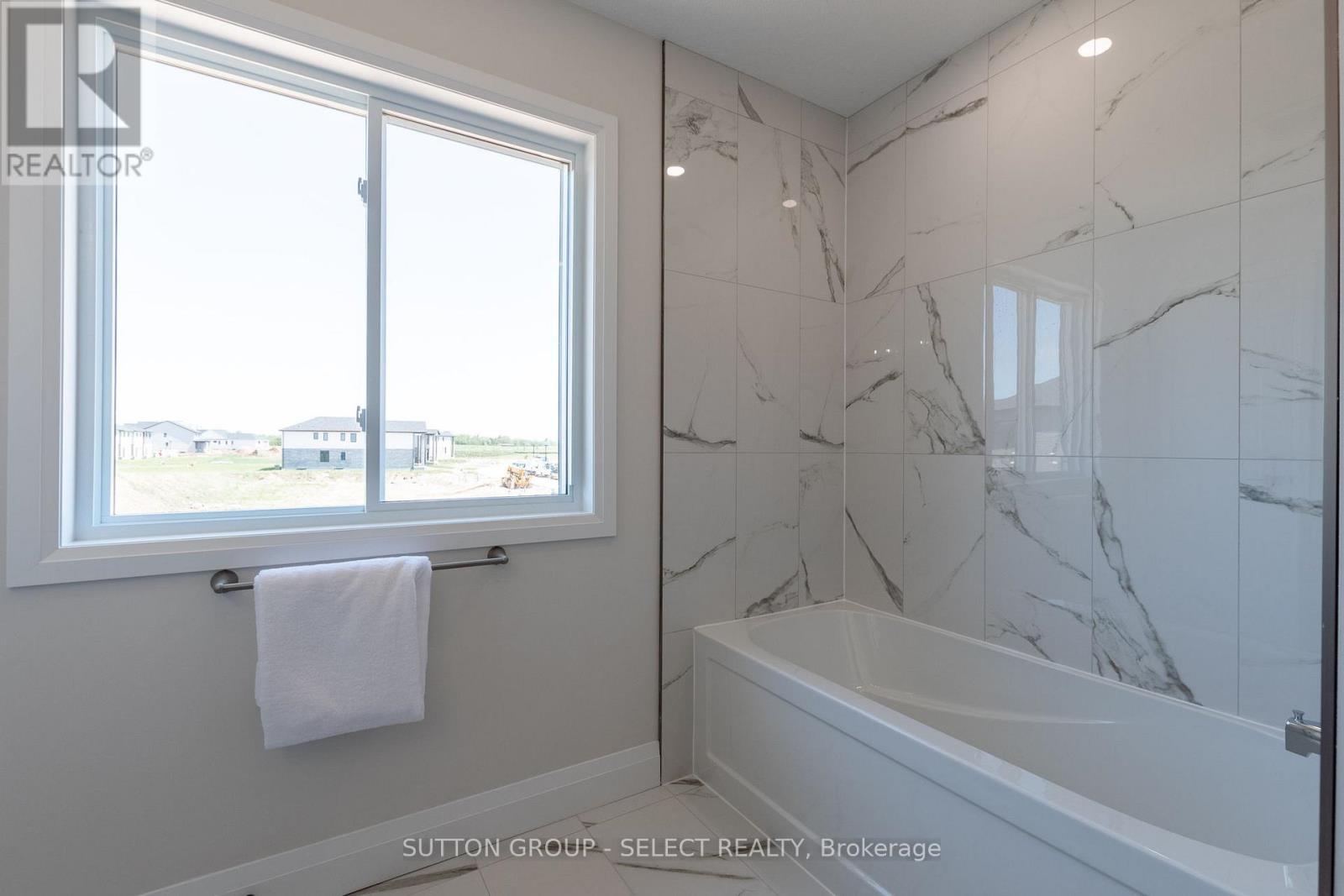 6342 Heathwoods Avenue Property Photo 26