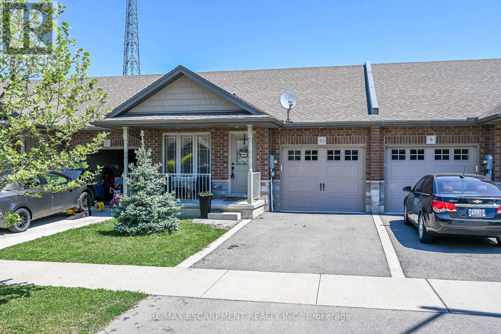 10 Emily Street Property Photo 3