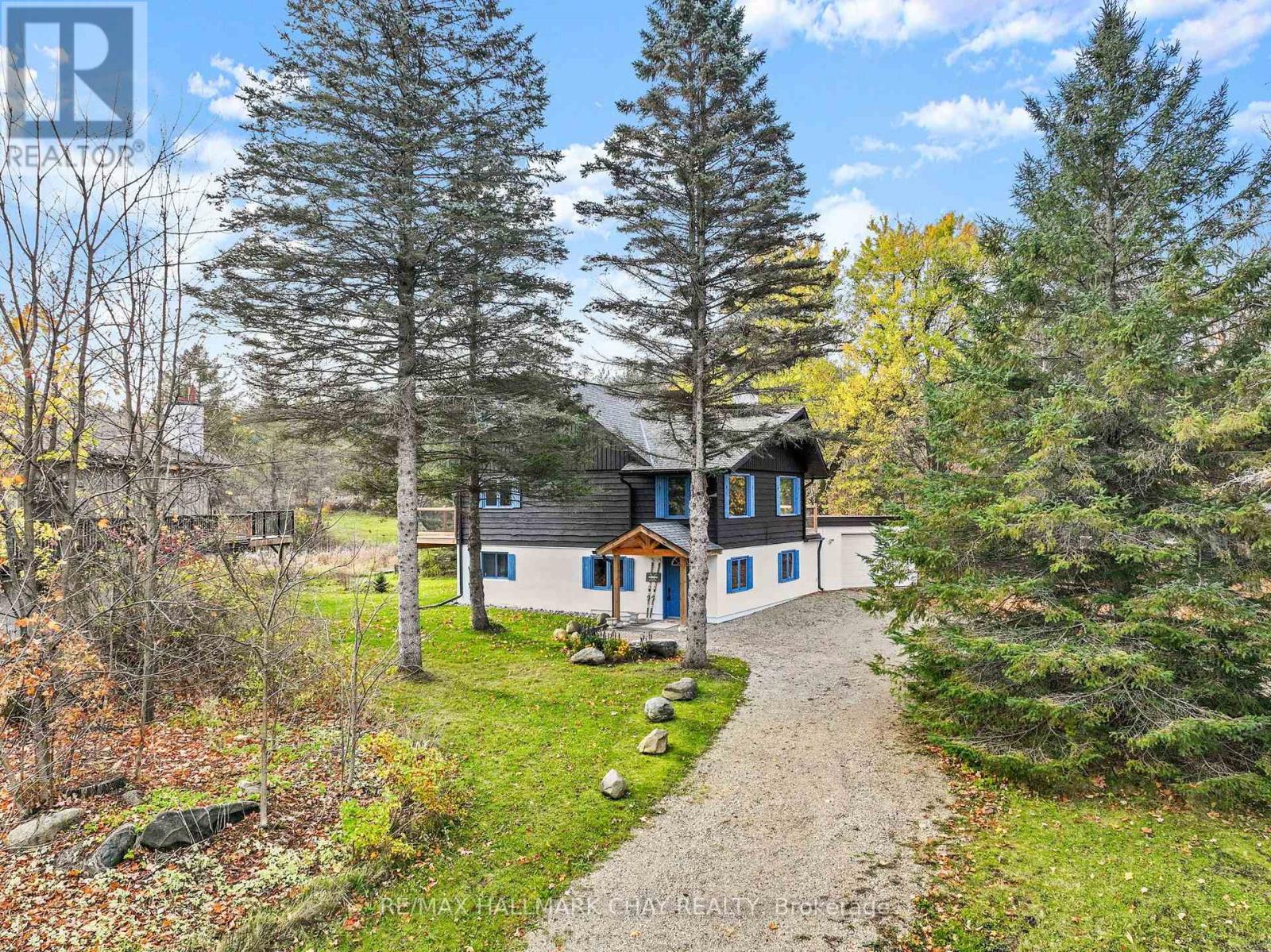 61 Pine River Crescent Property Photo 3
