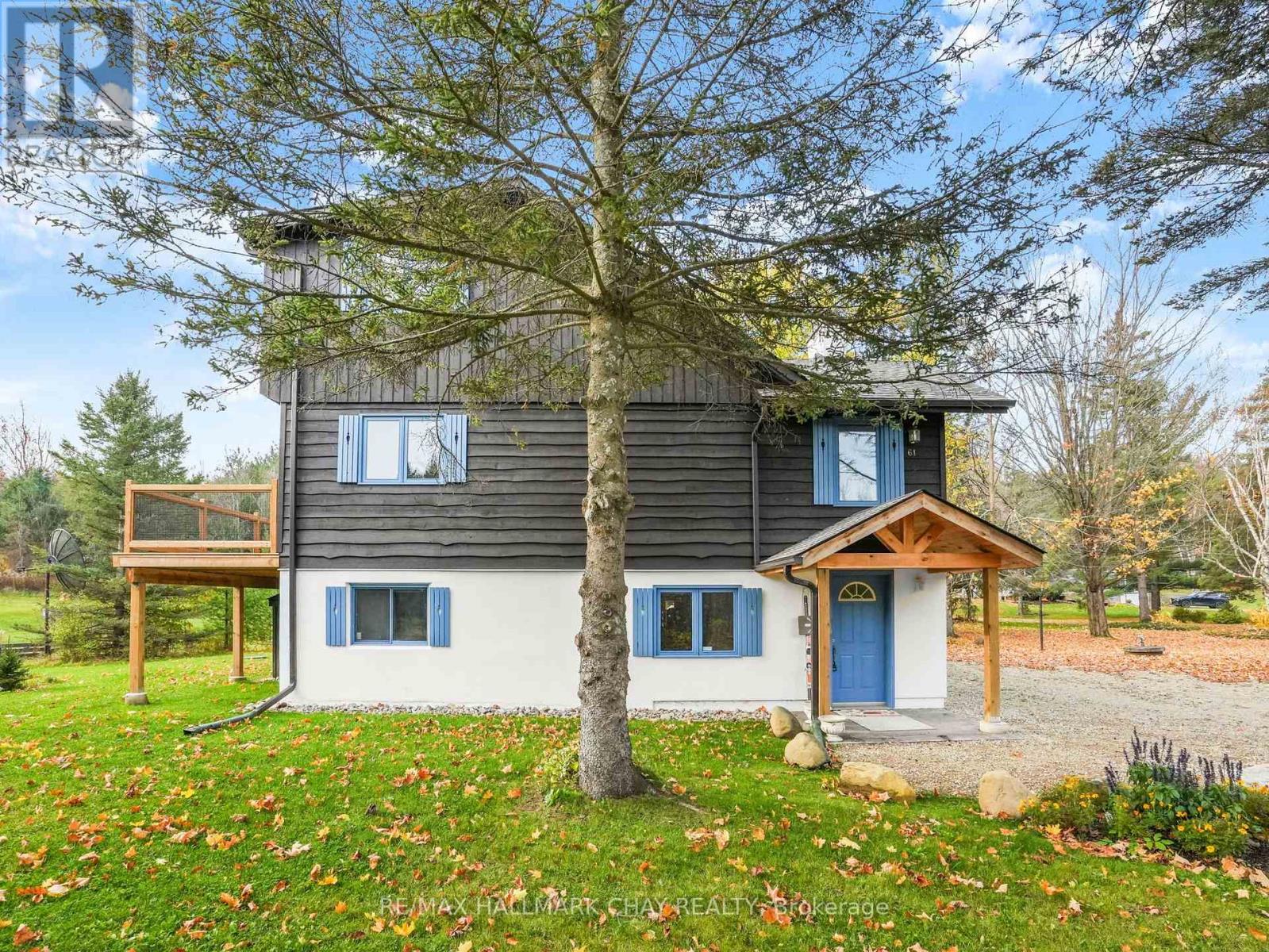 61 Pine River Crescent Property Photo 4