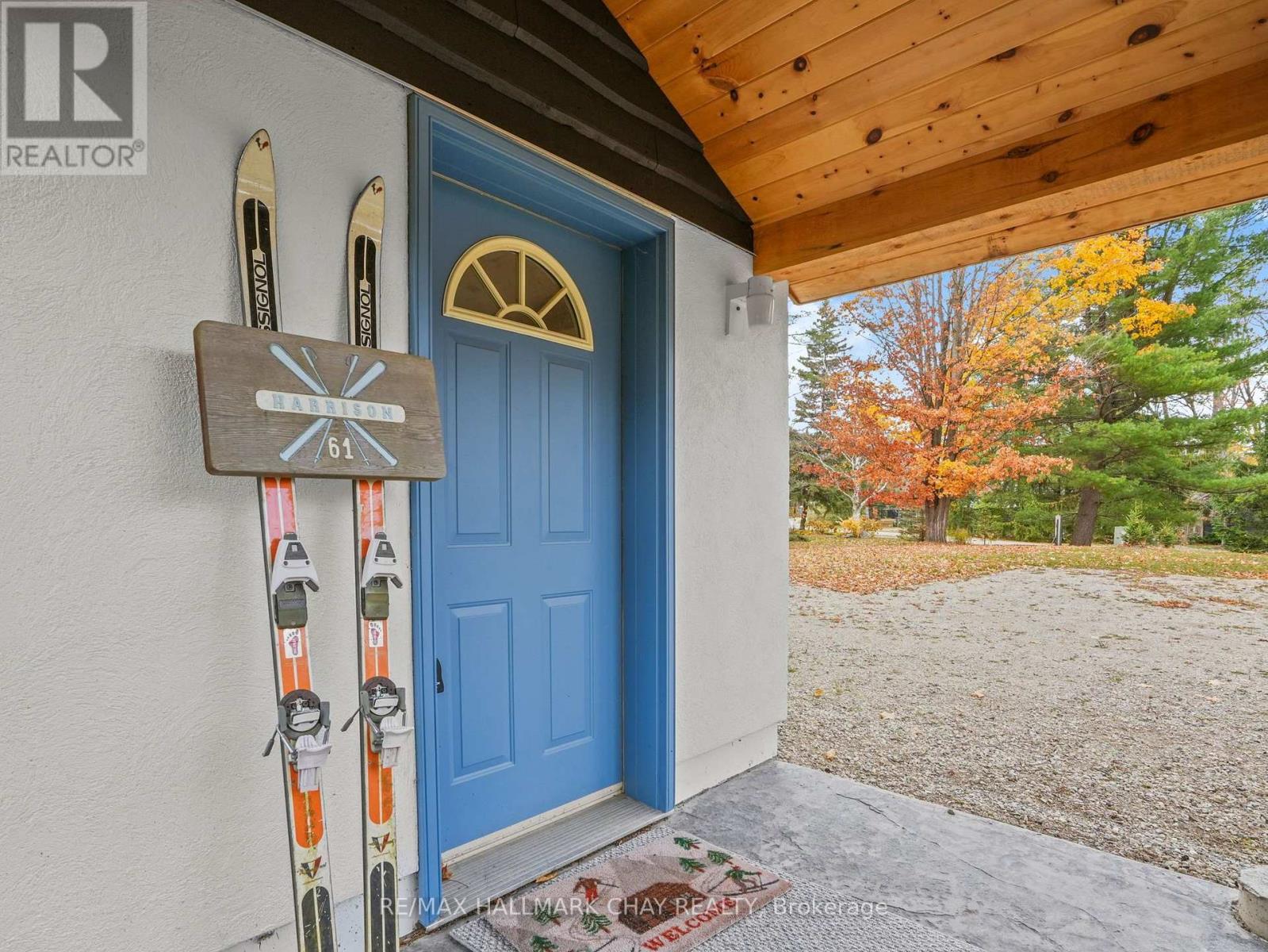 61 Pine River Crescent Property Photo 6