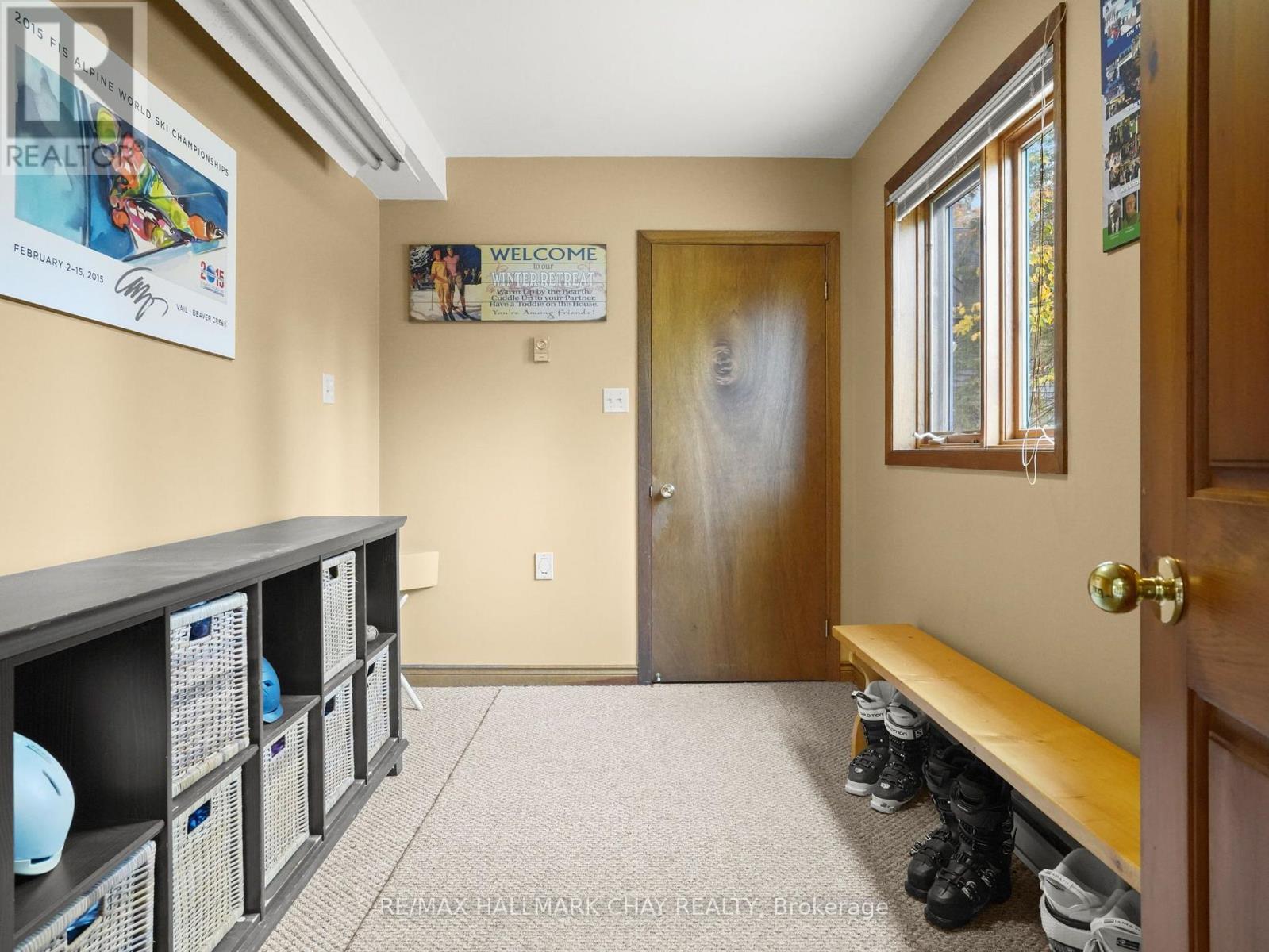61 Pine River Crescent Property Photo 8