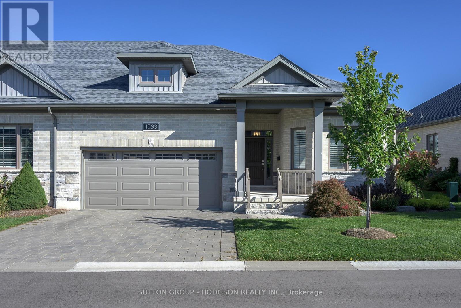 1593 ED ERVASTI CRESCENT Property Photo 1