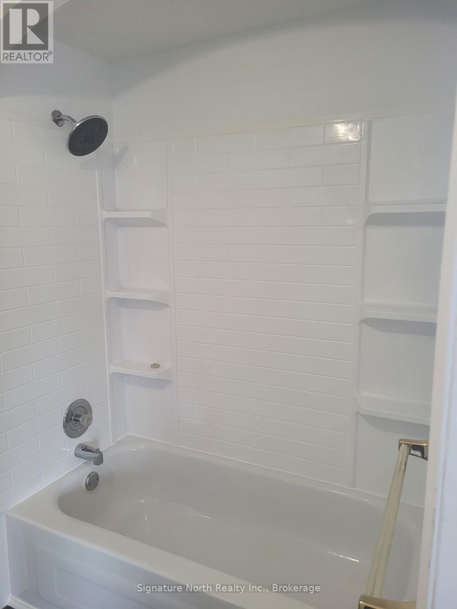 209 Main St Property Photo 29