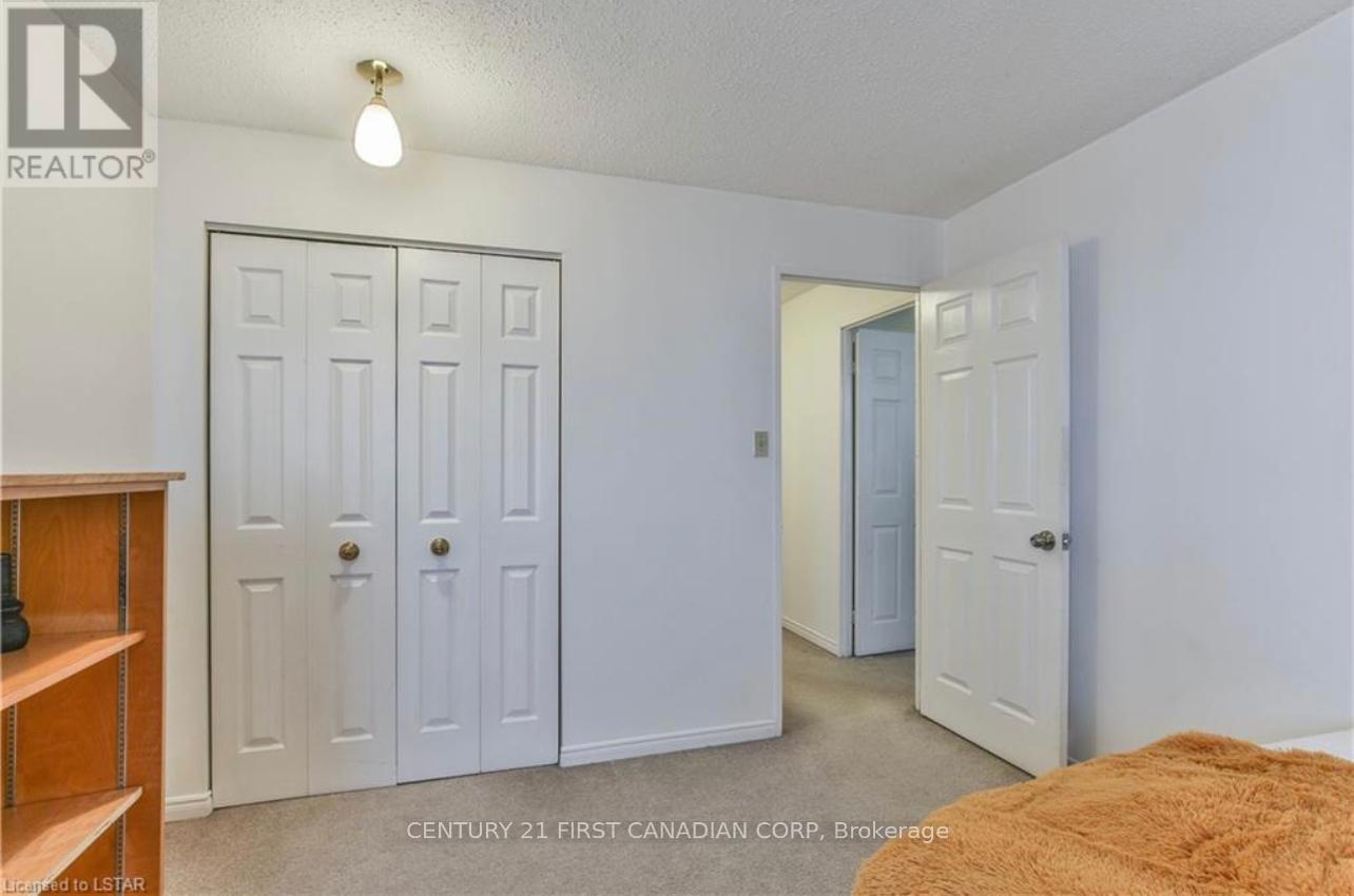 1703 - 323 Colborne Street Property Photo 8
