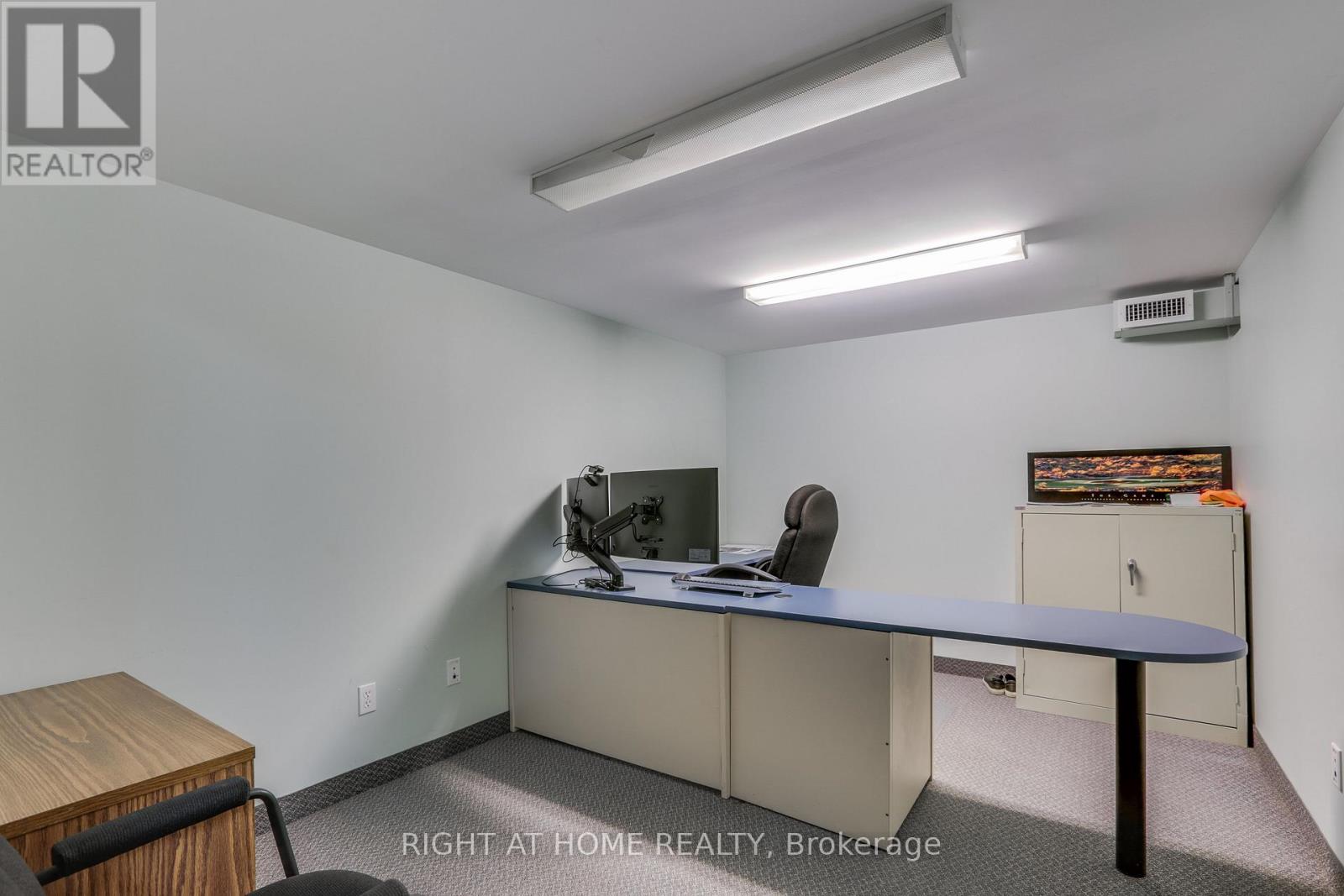 1464 Crumlin Side Road Property Photo 20