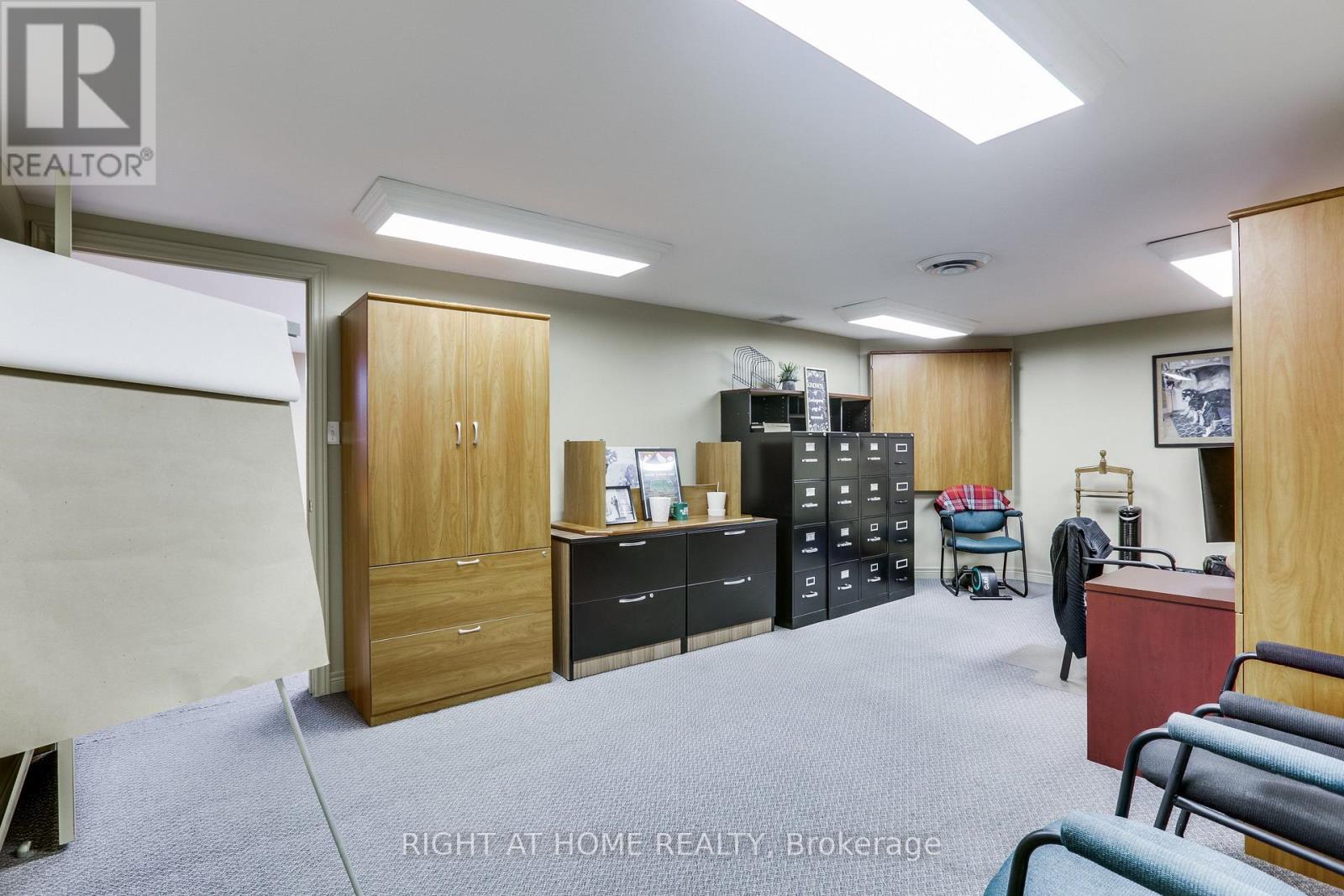 1464 Crumlin Side Road Property Photo 27