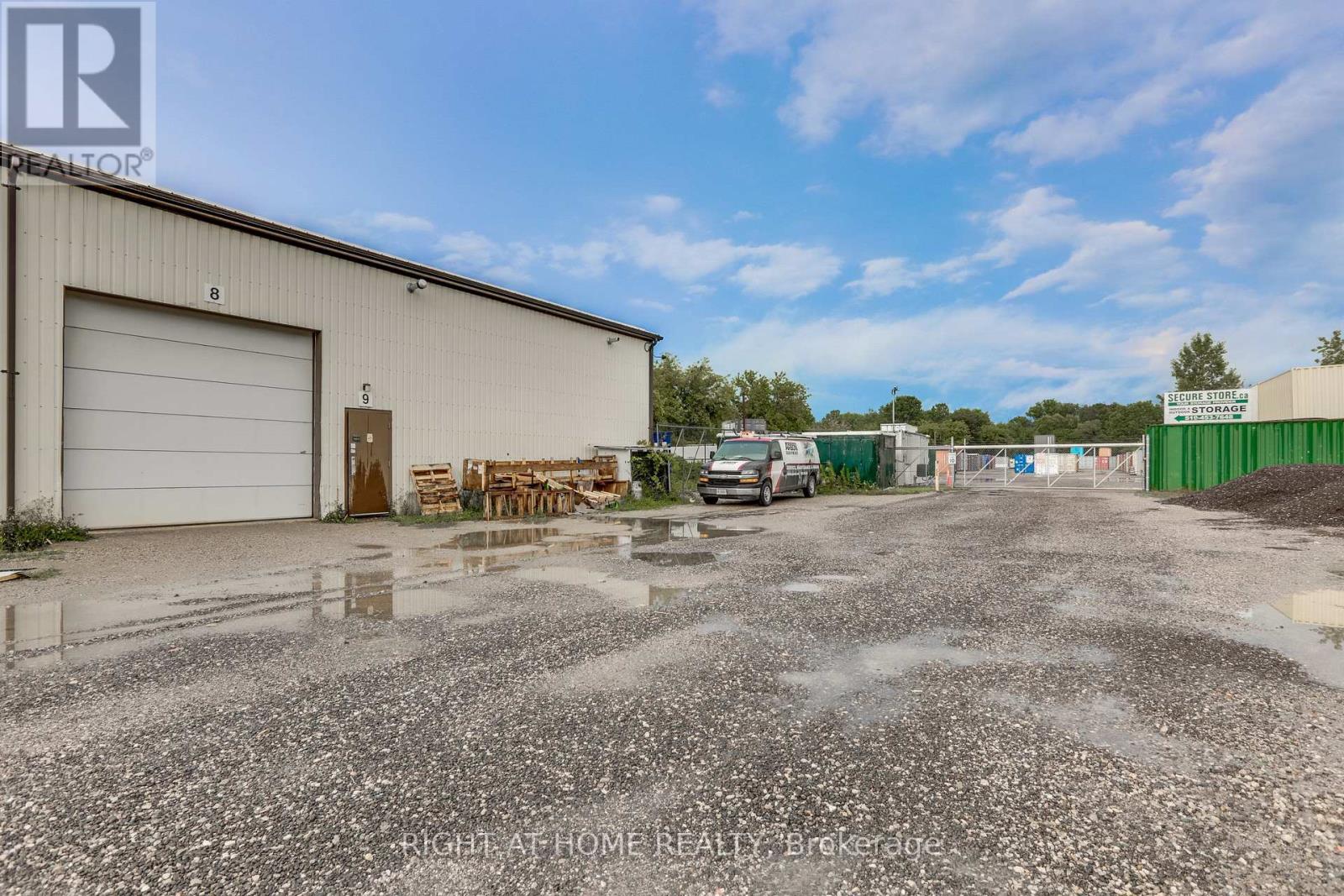 1464 Crumlin Side Road Property Photo 47