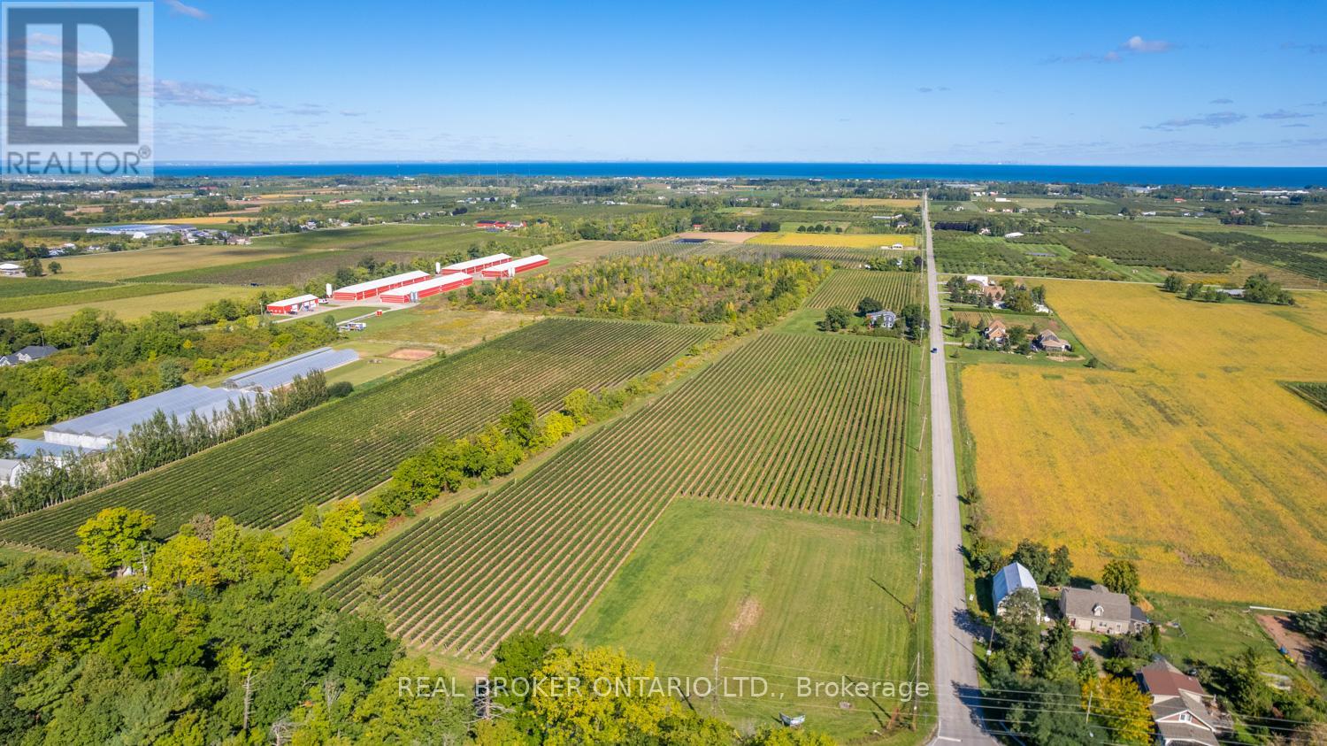 3811 King Street Property Photo 1