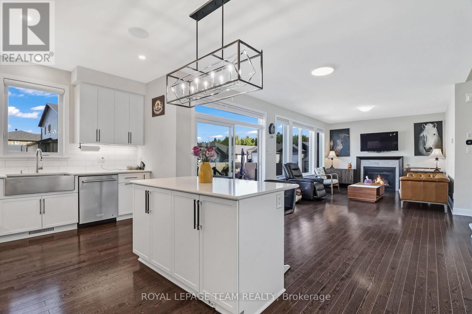 494 Central Park Boulevard Property Photo 10