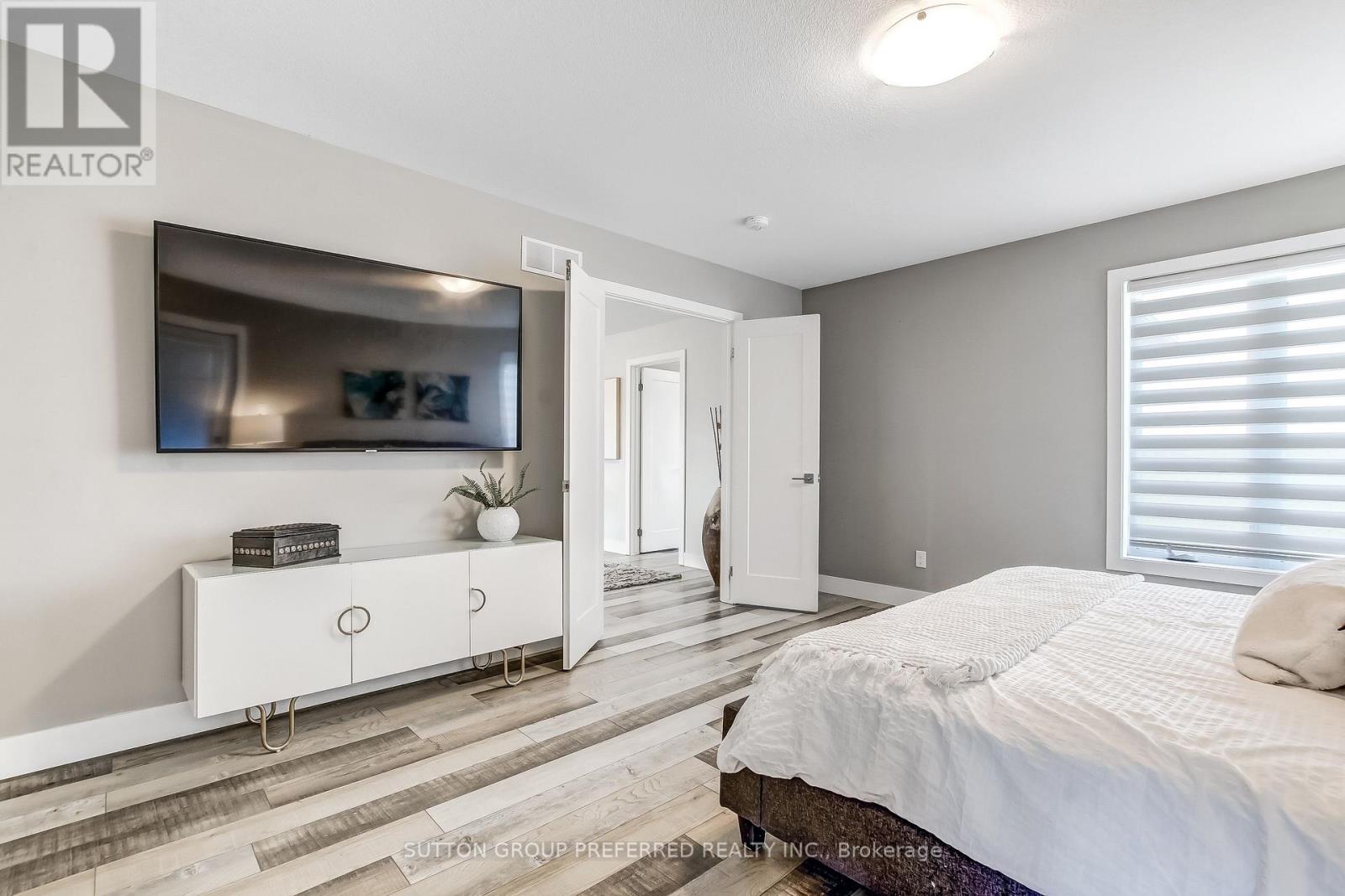 12 Grogast Court Property Photo 25