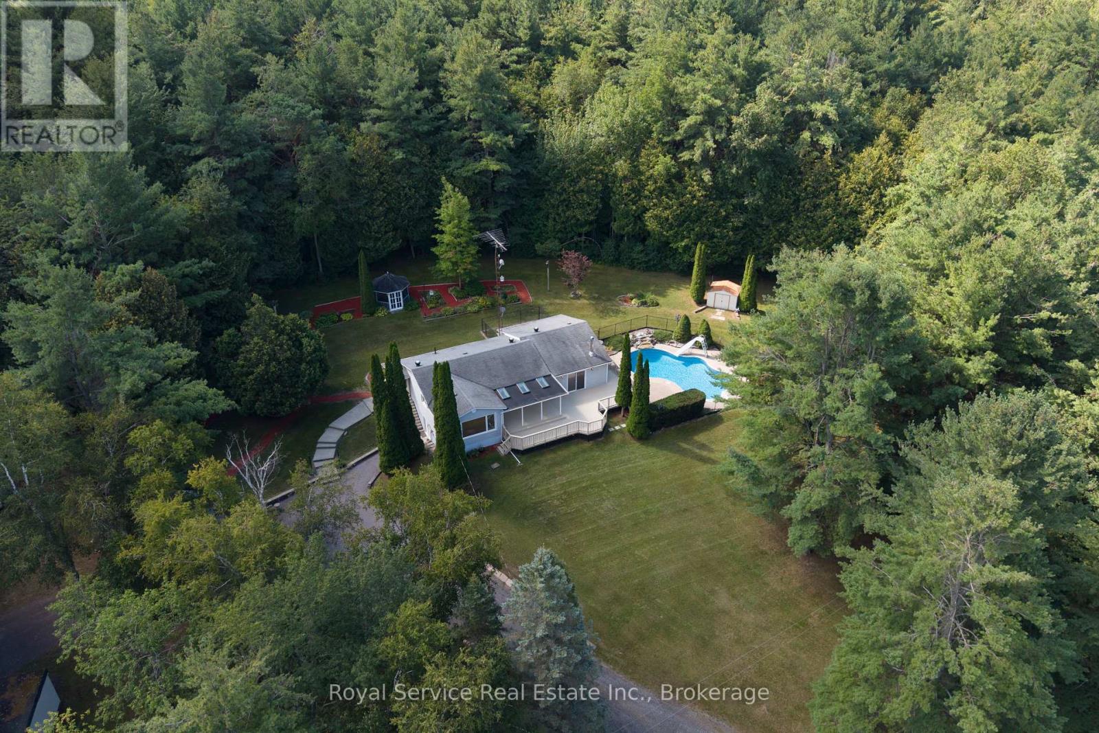 7251 Cavan Road Property Photo 1