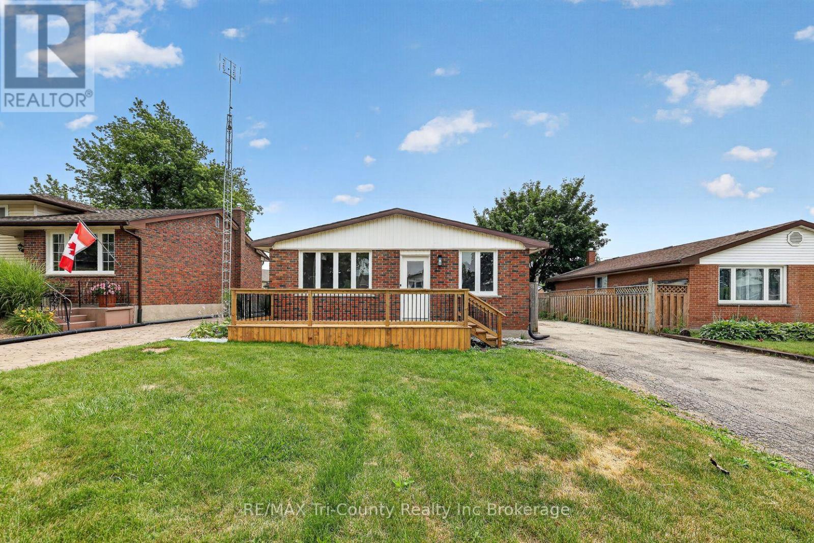 61 Airey Avenue Property Photo 2