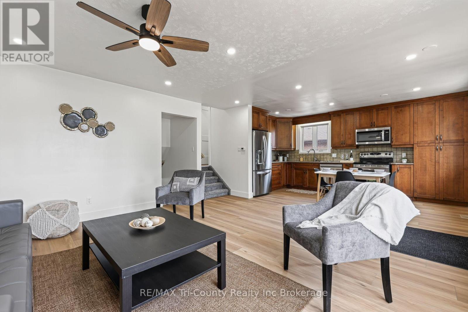 61 Airey Avenue Property Photo 15