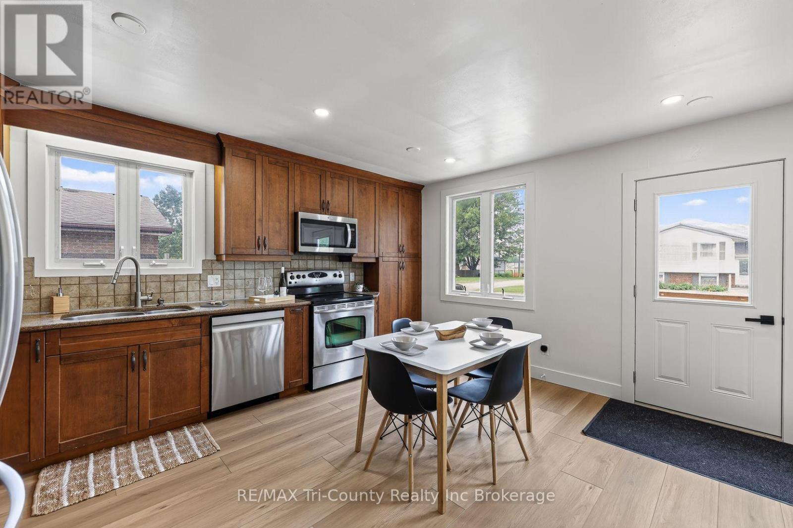 61 Airey Avenue Property Photo 18