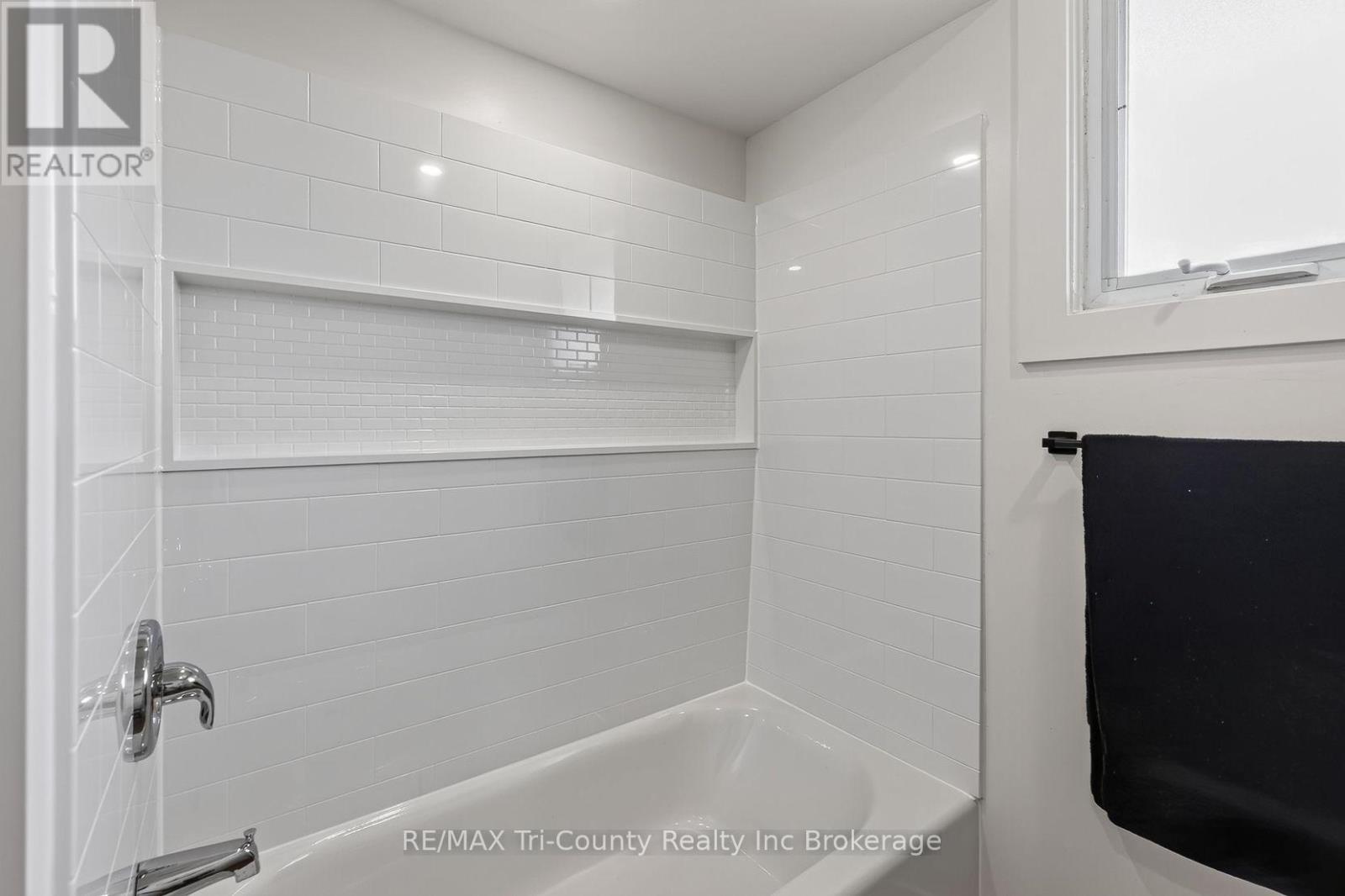 61 Airey Avenue Property Photo 22