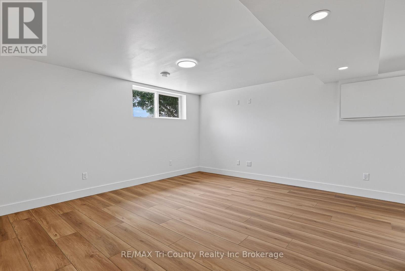 61 Airey Avenue Property Photo 25