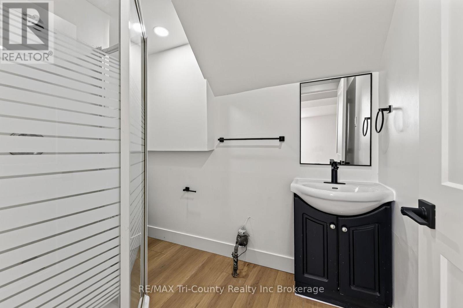 61 Airey Avenue Property Photo 27