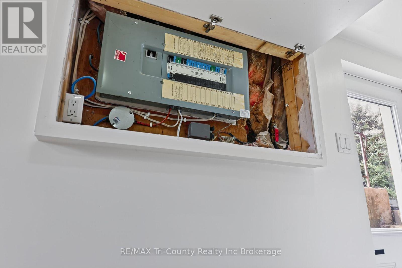 61 Airey Avenue Property Photo 32