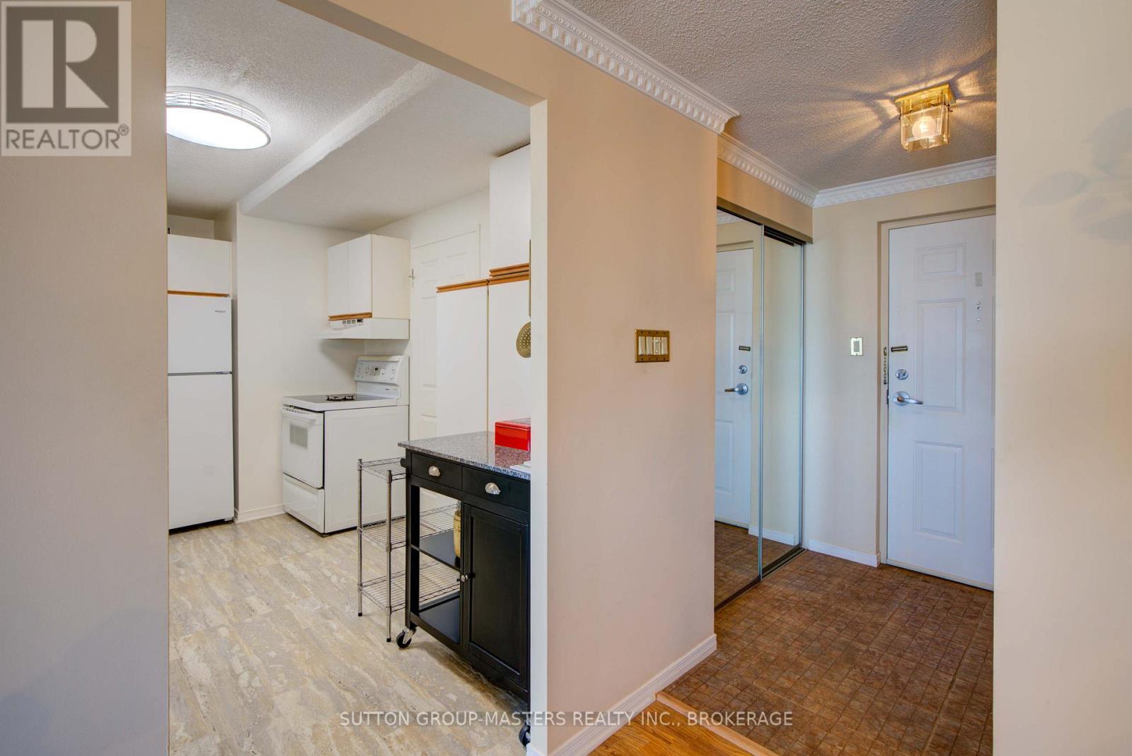 1004 - 257 Bath Road Property Photo 5