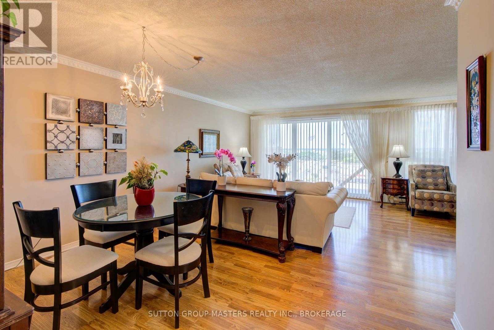 1004 - 257 Bath Road Property Photo 6