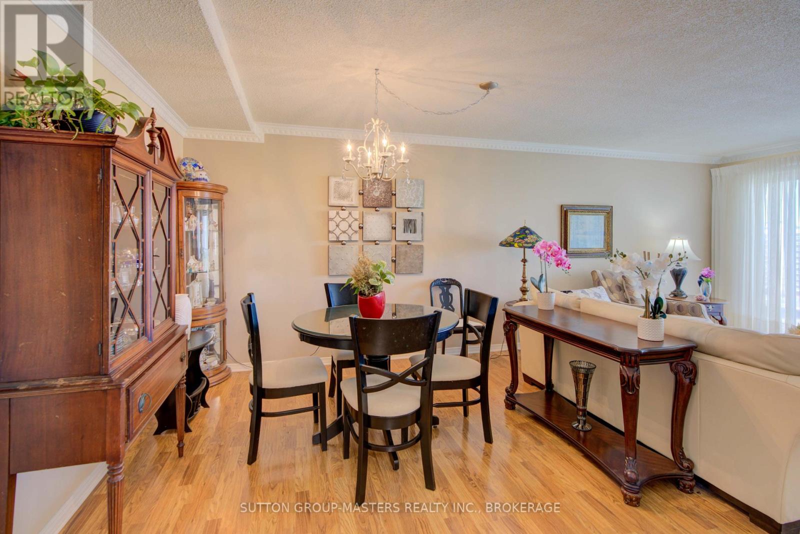 1004 - 257 Bath Road Property Photo 7