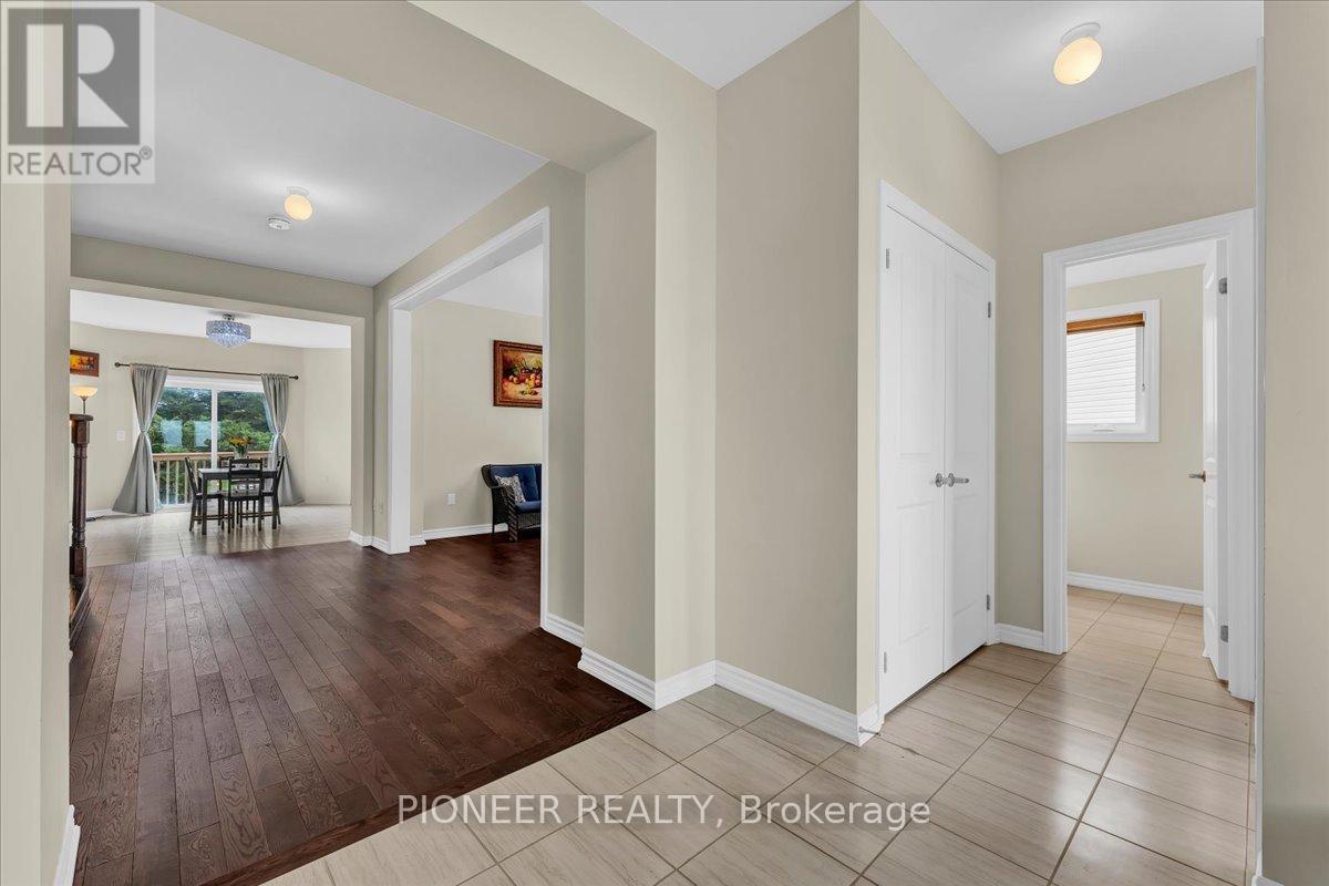 5 Todd Crescent Property Photo 6