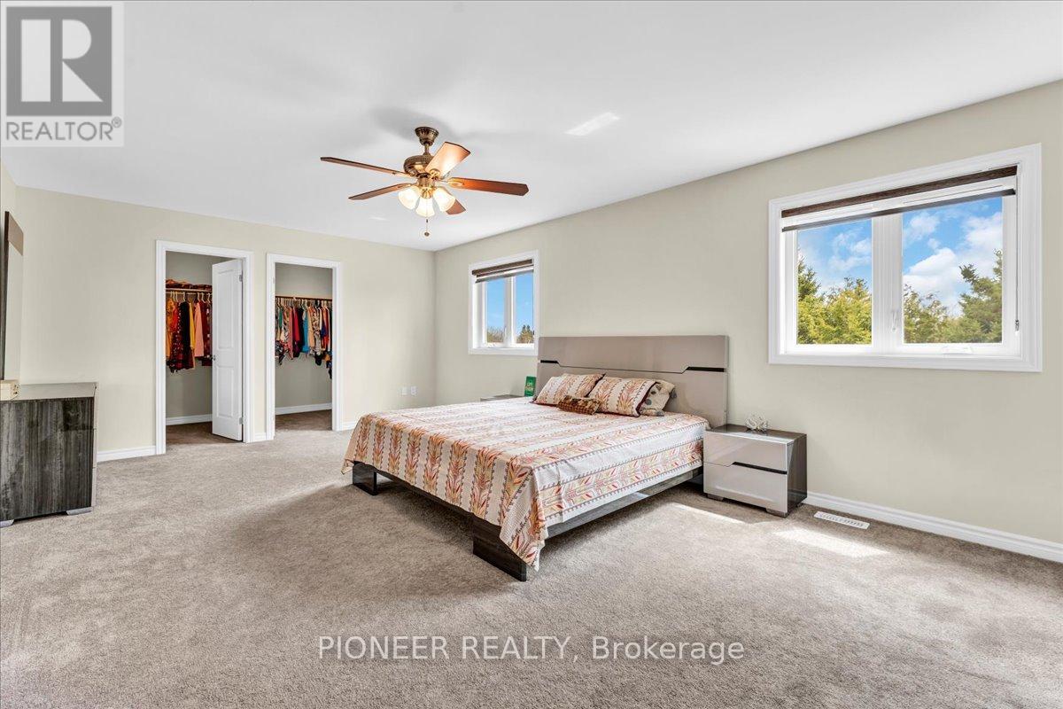 5 Todd Crescent Property Photo 23