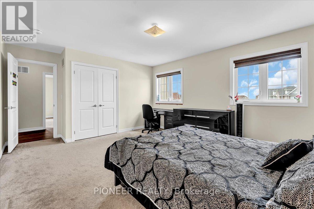 5 Todd Crescent Property Photo 31