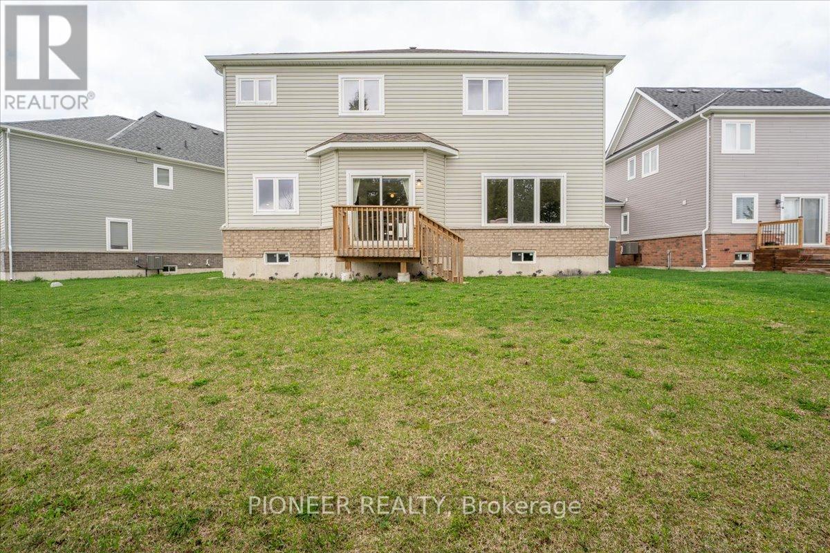 5 Todd Crescent Property Photo 42