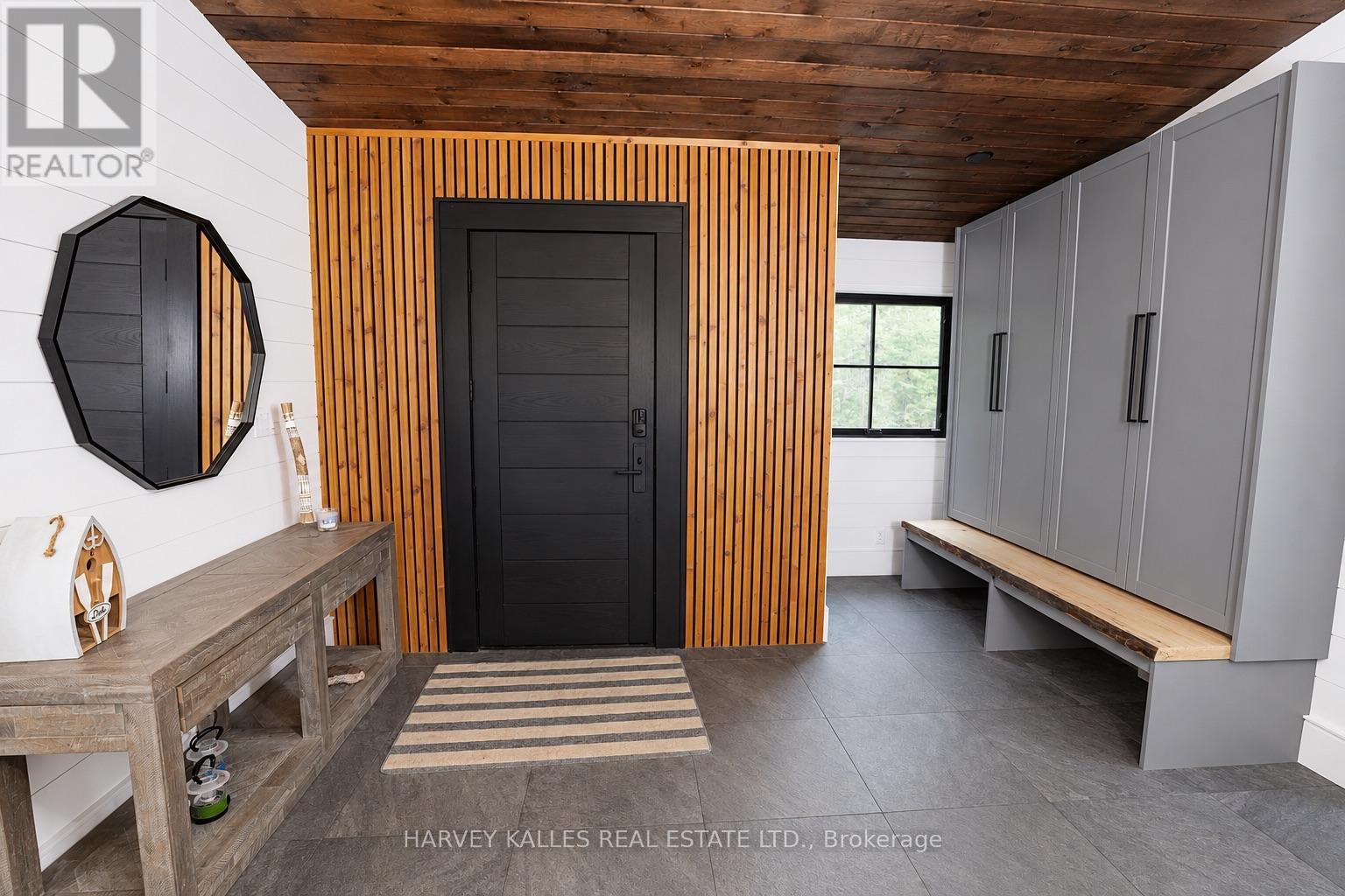 1069 White Eagle Road Property Photo 7