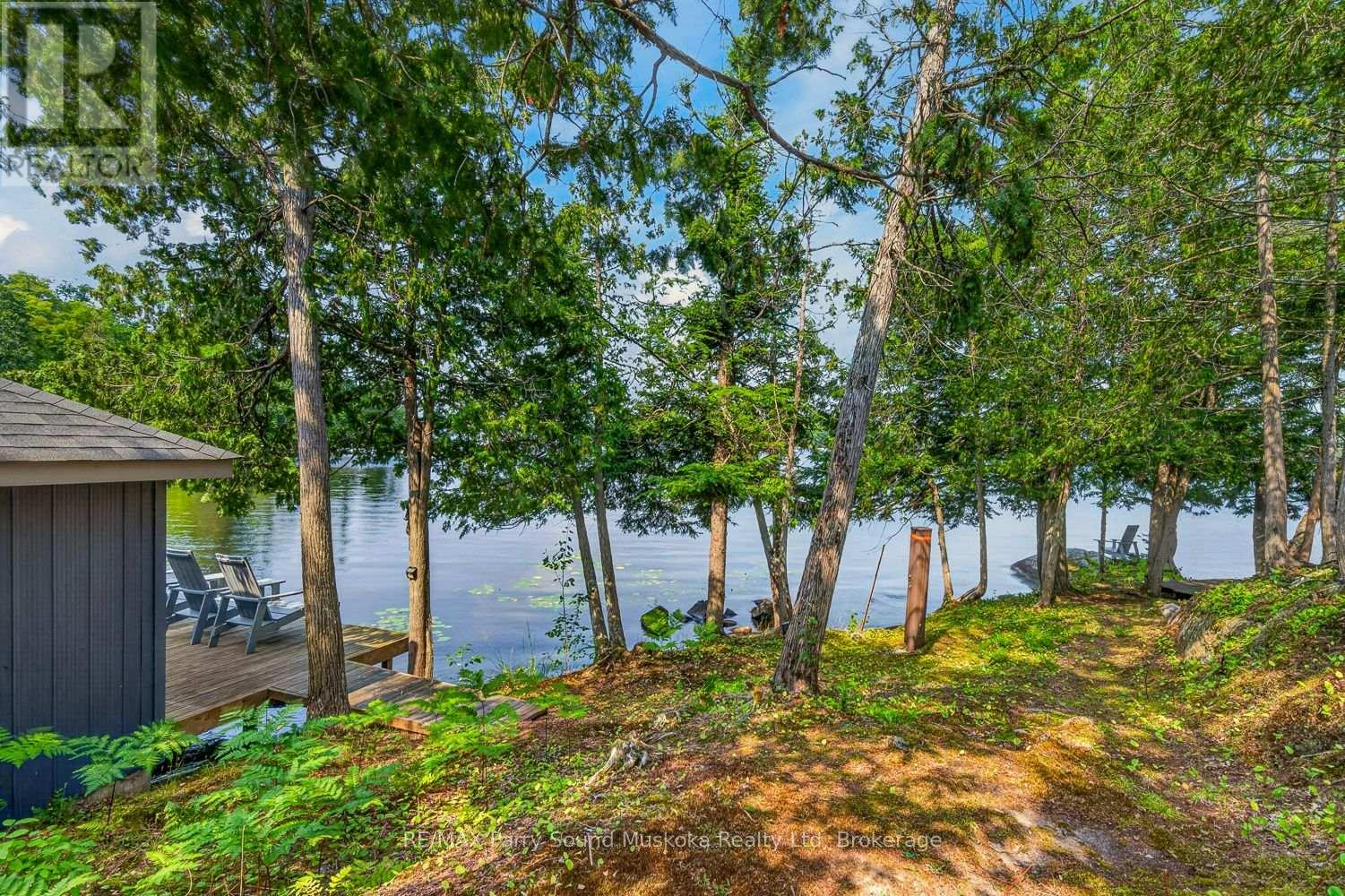 6 Wendy's Lane Property Photo 25