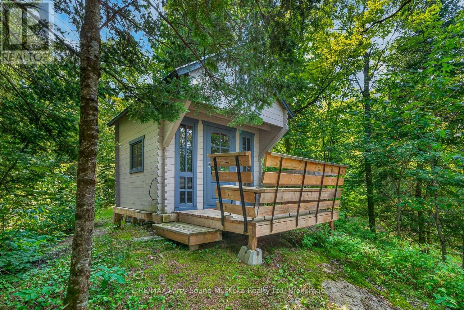 6 Wendy's Lane Property Photo 38
