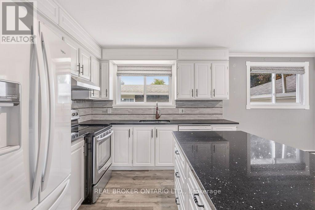 257 Lavergne Street Property Photo 10