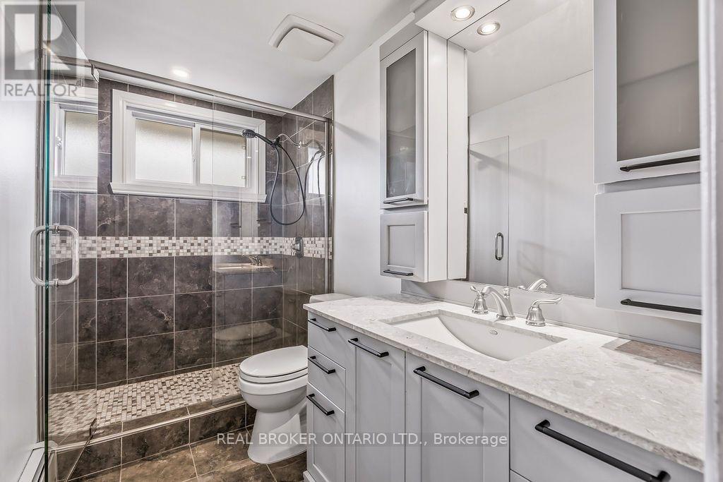 257 Lavergne Street Property Photo 12