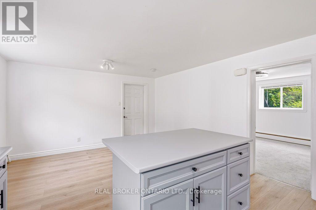 257 Lavergne Street Property Photo 33