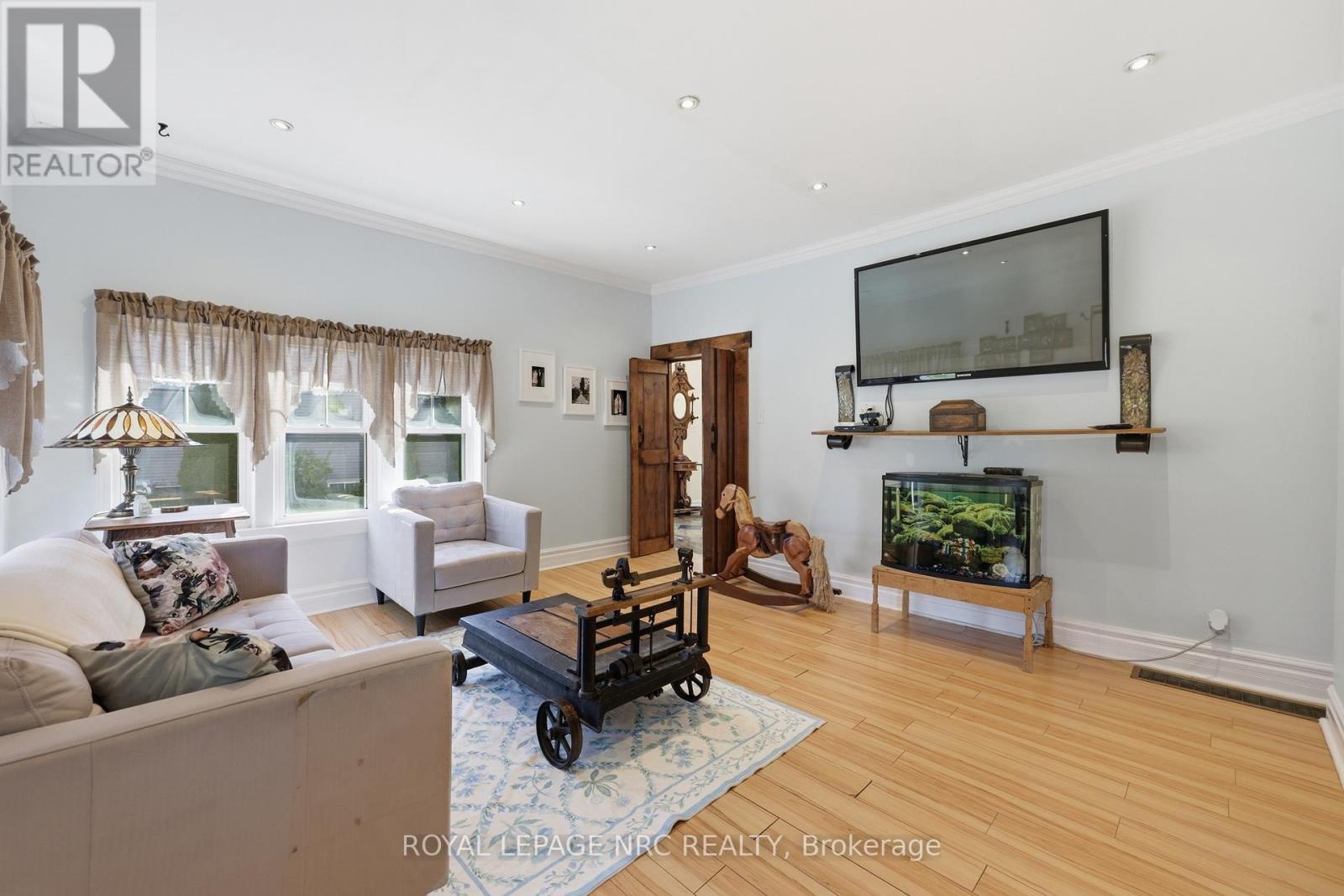 776 Canboro Road Property Photo 8