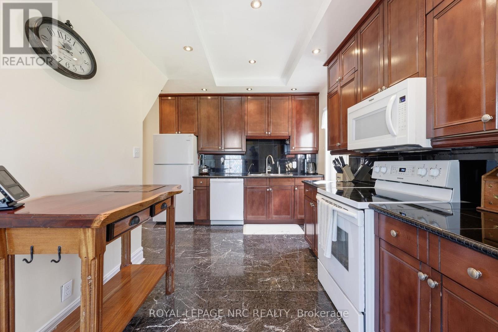 776 Canboro Road Property Photo 15