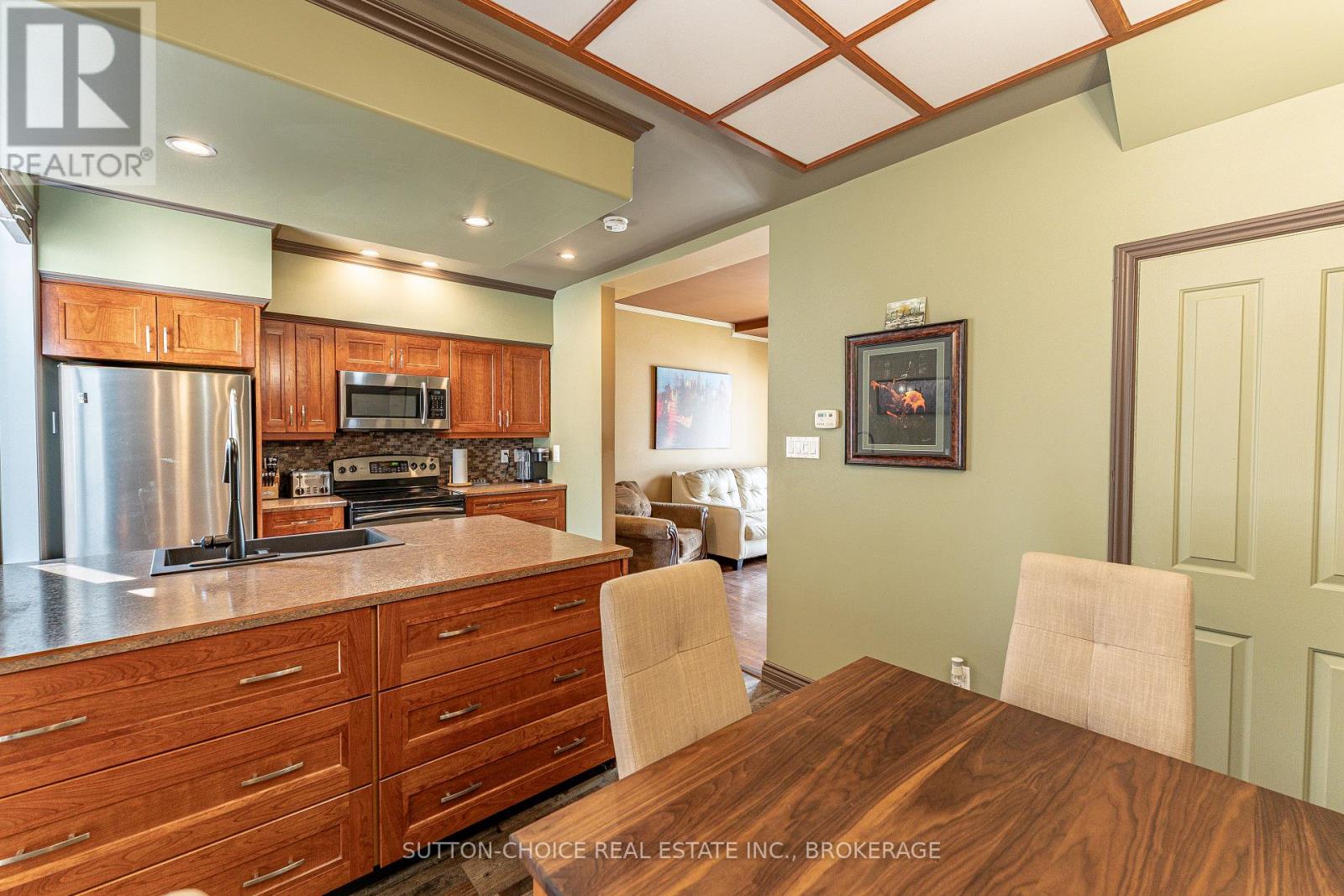 372 Third Avenue E Property Photo 16