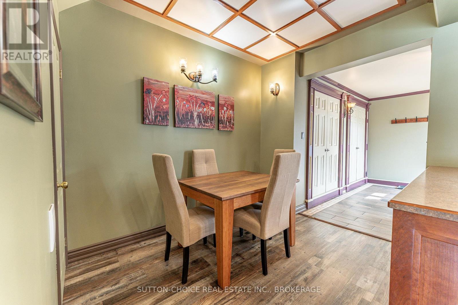 372 Third Avenue E Property Photo 17