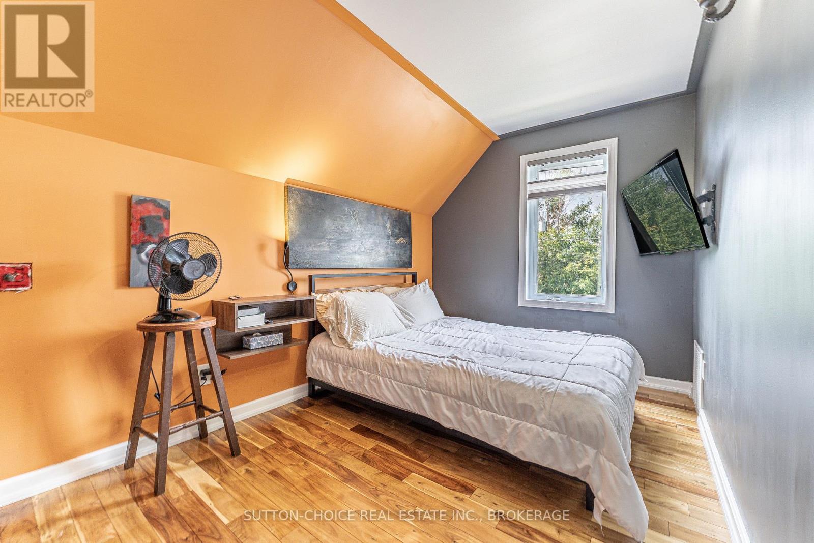 372 Third Avenue E Property Photo 22