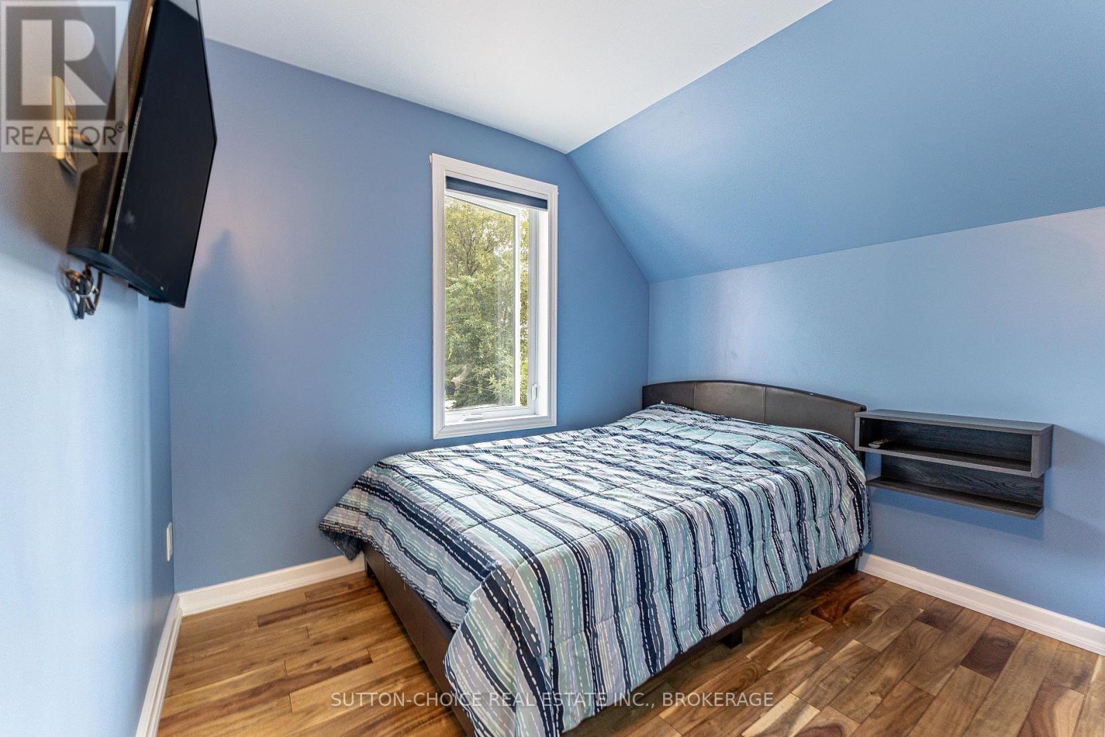 372 Third Avenue E Property Photo 25