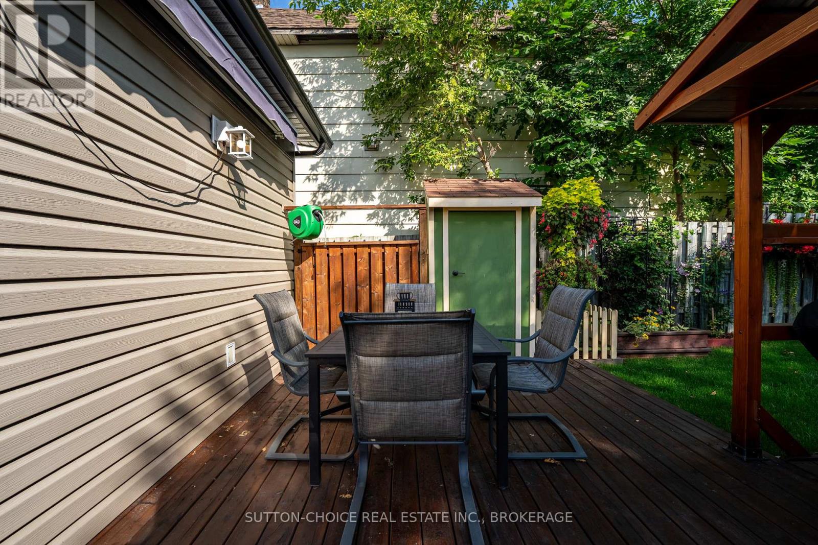 372 Third Avenue E Property Photo 35