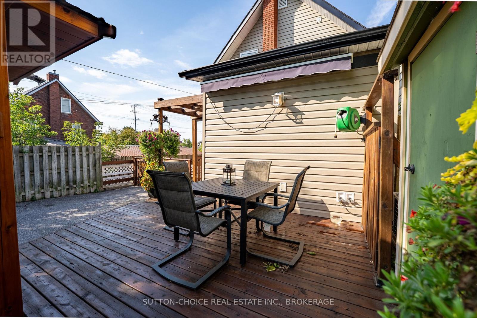 372 Third Avenue E Property Photo 36